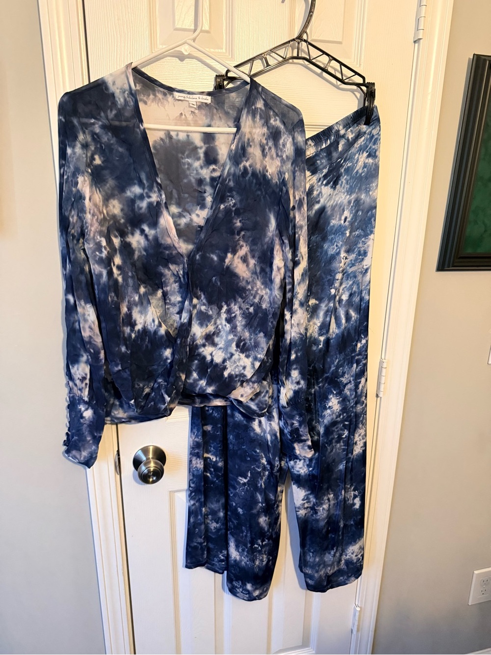 Young Fabulous & Broke Navy Tie-Dye Lounge Set